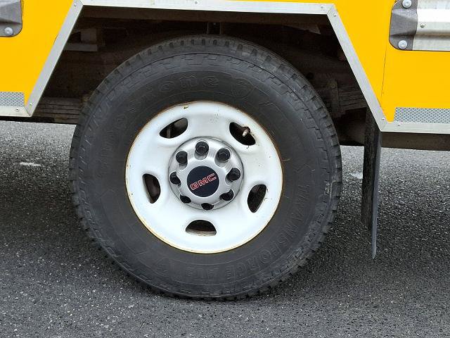Used 2021 GMC Savana 3500 w/ Power Convenience Package RWD image 8