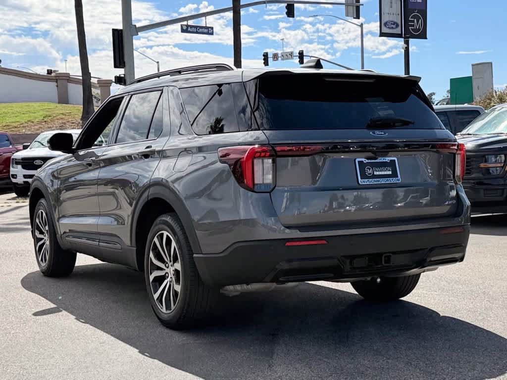 Certified 2025 Ford Explorer ST-Line AWD/4WD image 6
