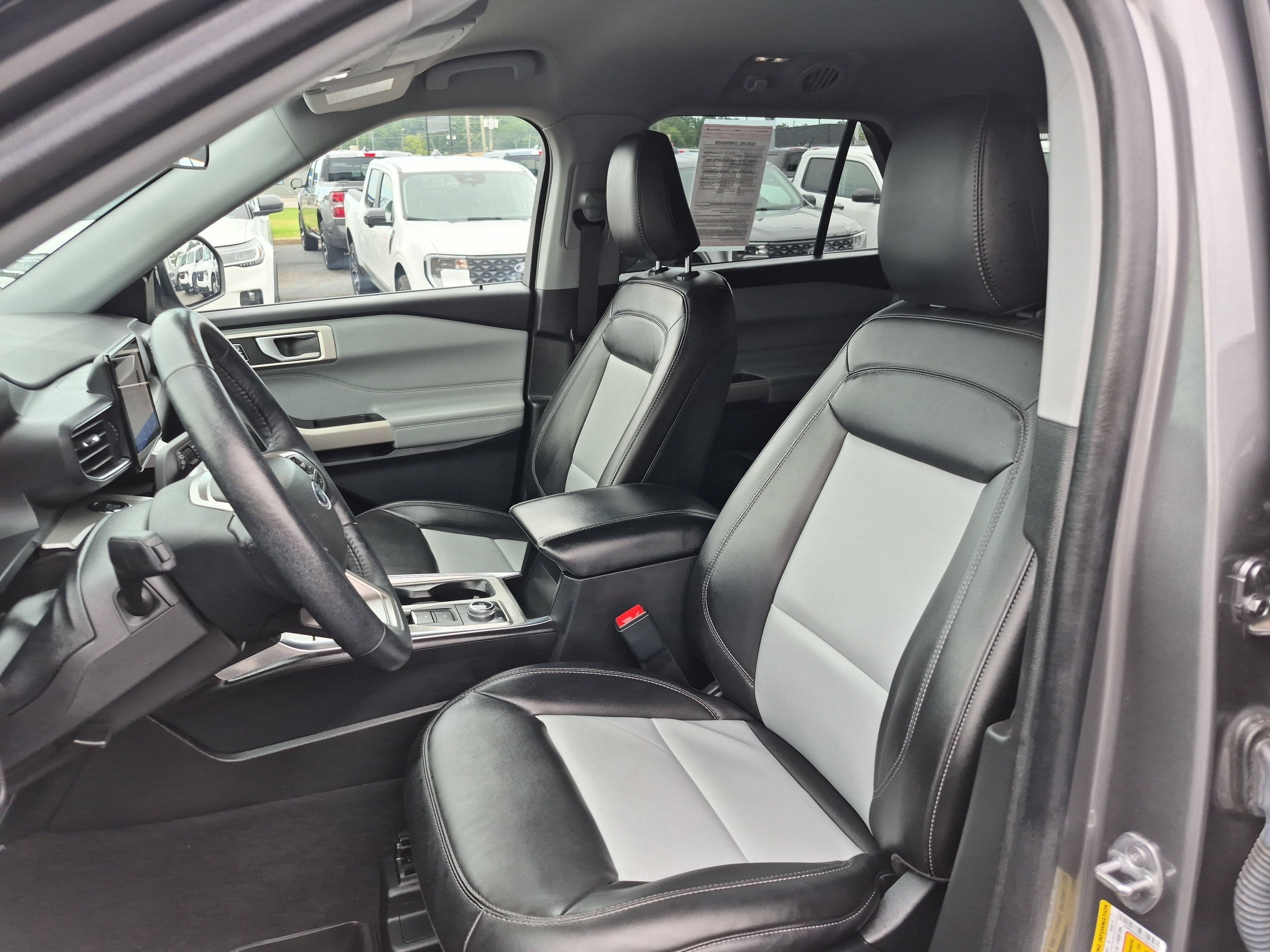 Certified 2023 Ford Explorer XLT w/ Equipment Group 202A AWD/4WD image 12