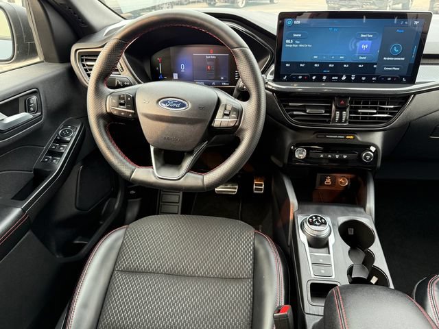 Certified 2024 Ford Escape ST-Line w/ Tech Pack #1 AWD/4WD image 9