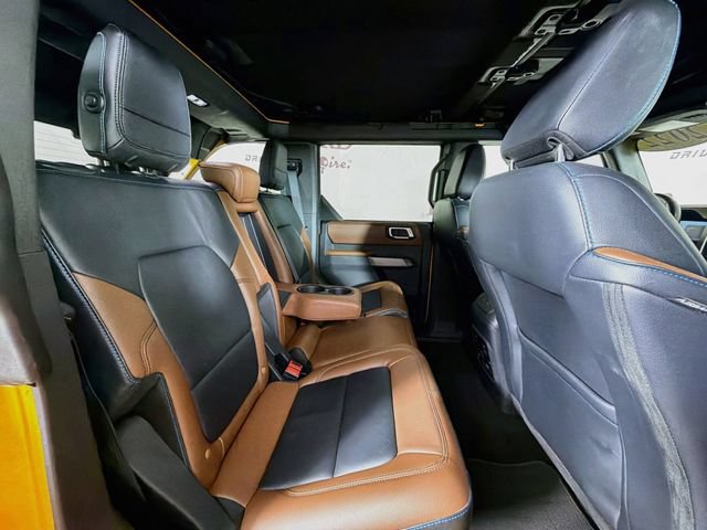 Certified 2022 Ford Bronco Outer Banks w/ Sasquatch Package AWD/4WD image 32