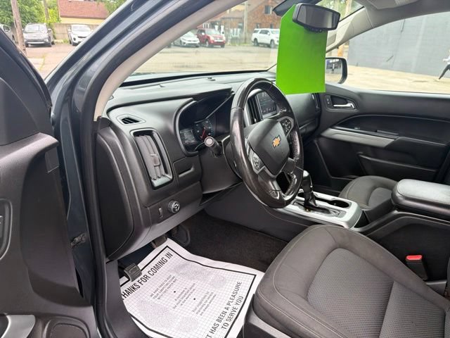 Used 2017 Chevrolet Colorado LT w/ LT Convenience Package RWD image 21