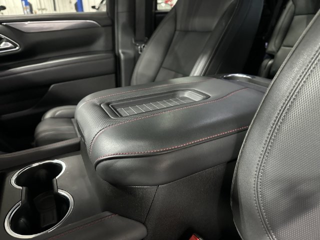 Used 2024 Chevrolet Tahoe RST w/ Luxury Package AWD/4WD image 28