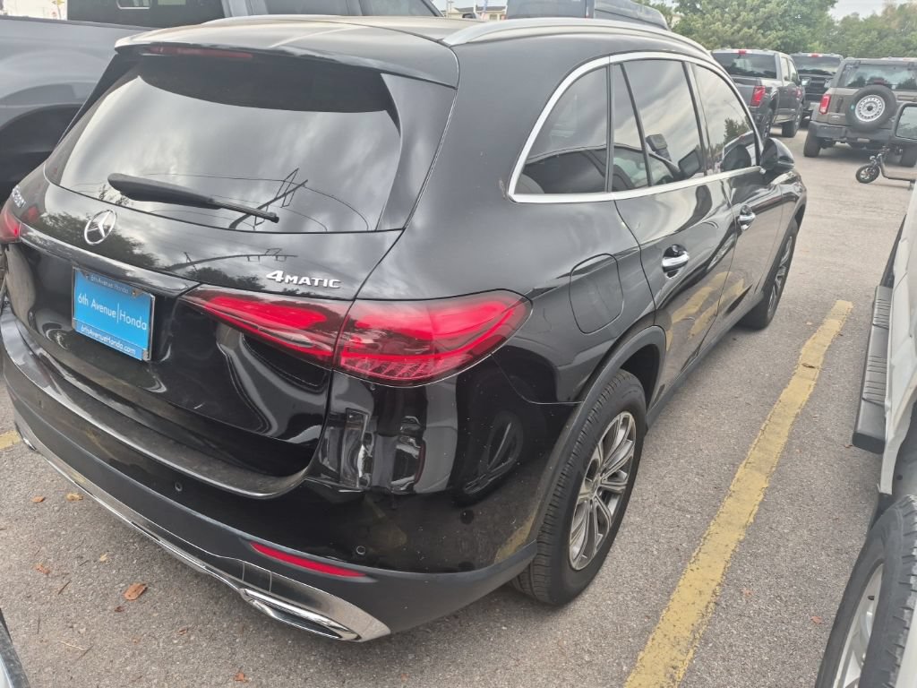 Used 2024 Mercedes-Benz GLC 300 4MATIC image 18