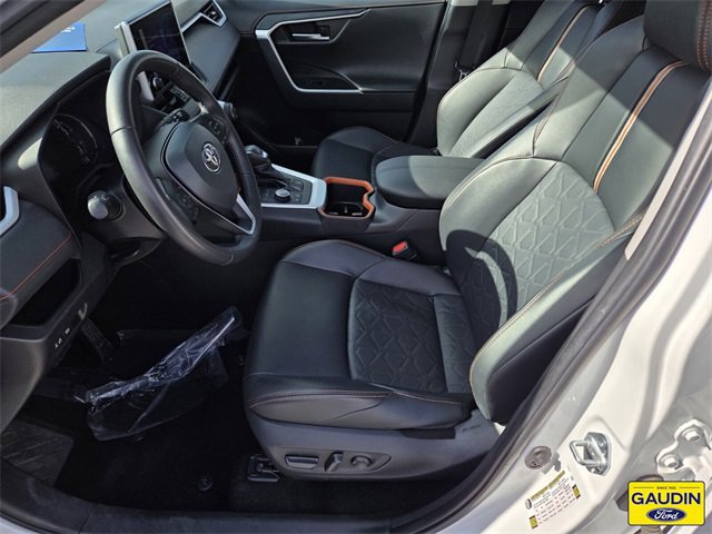 Used 2024 Toyota RAV4 Adventure image 11