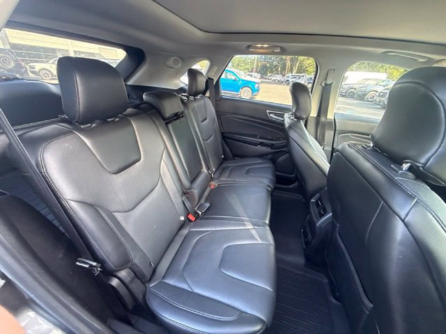 Certified 2017 Ford Edge Titanium w/ Equipment Group 301A AWD/4WD image 13