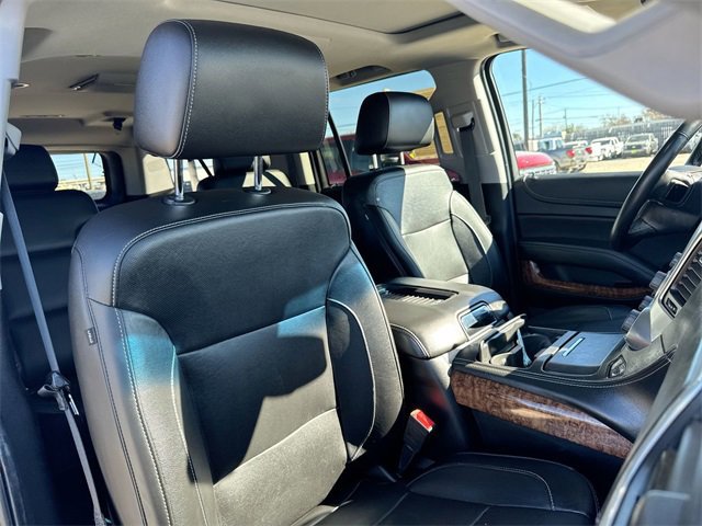 Used 2020 Chevrolet Suburban Premier image 32