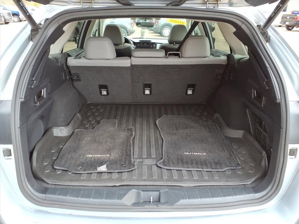 Used 2020 Subaru Outback Limited AWD/4WD image 14
