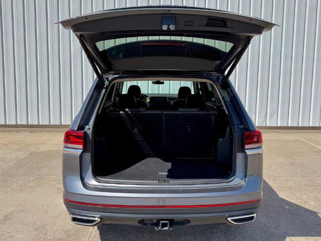 Used 2025 Volkswagen Atlas SE AWD/4WD image 17