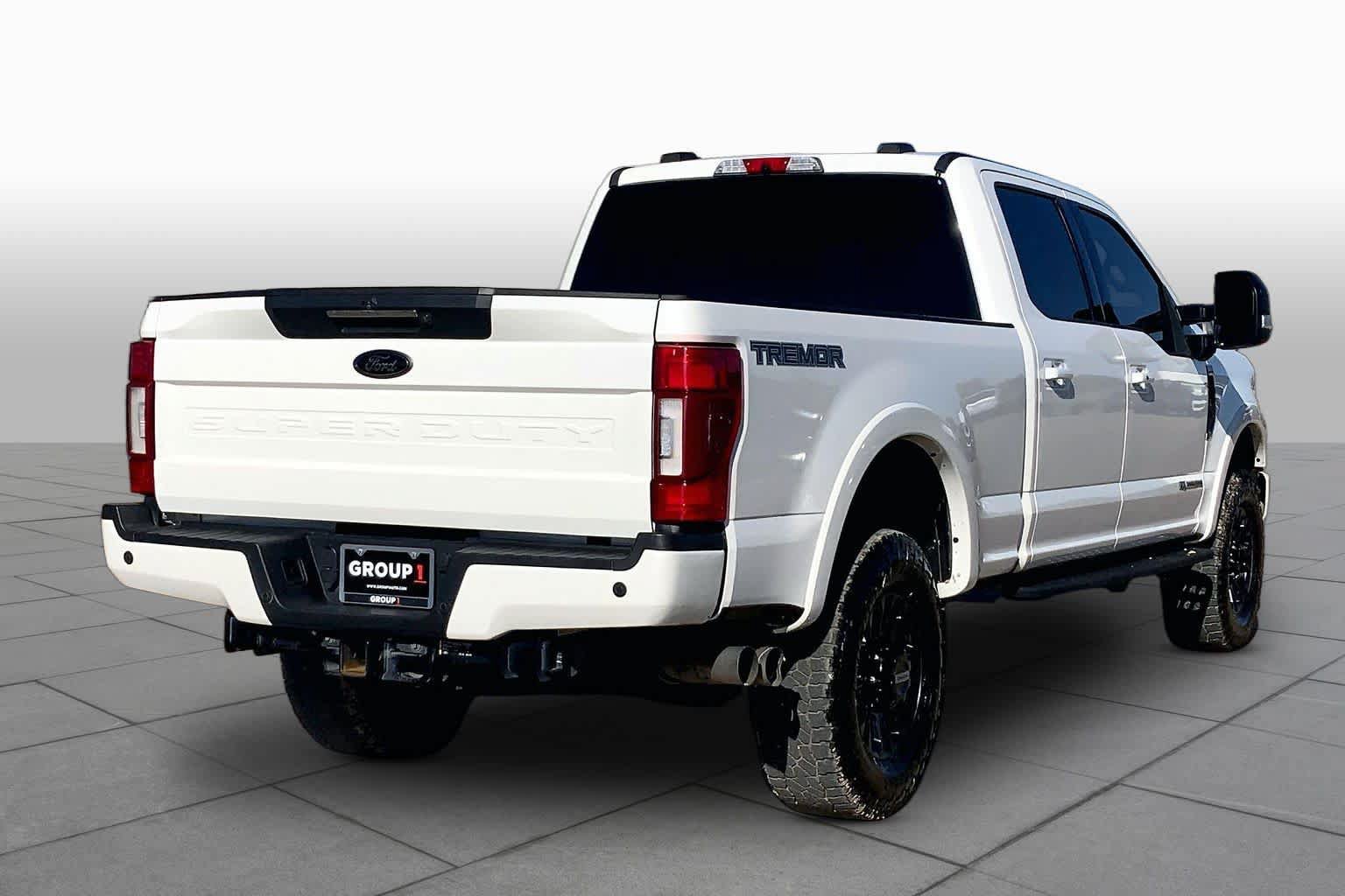 Certified 2022 Ford F250 Lariat w/ Tremor Off-Road Package AWD/4WD image 13