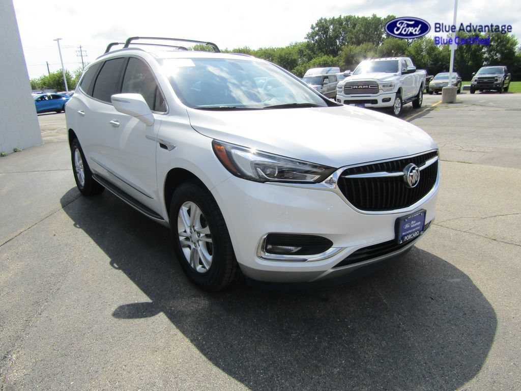 Used 2019 Buick Enclave Essence w/ LPO, Hit The Road Package AWD/4WD image 11