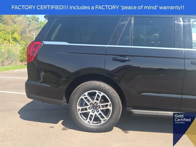 Certified 2025 Ford Expedition Active AWD/4WD image 12
