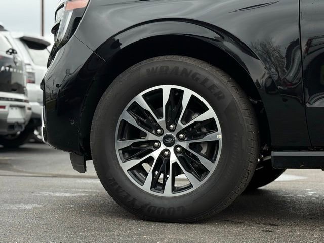 Certified 2025 Ford Expedition Max Platinum AWD/4WD image 47