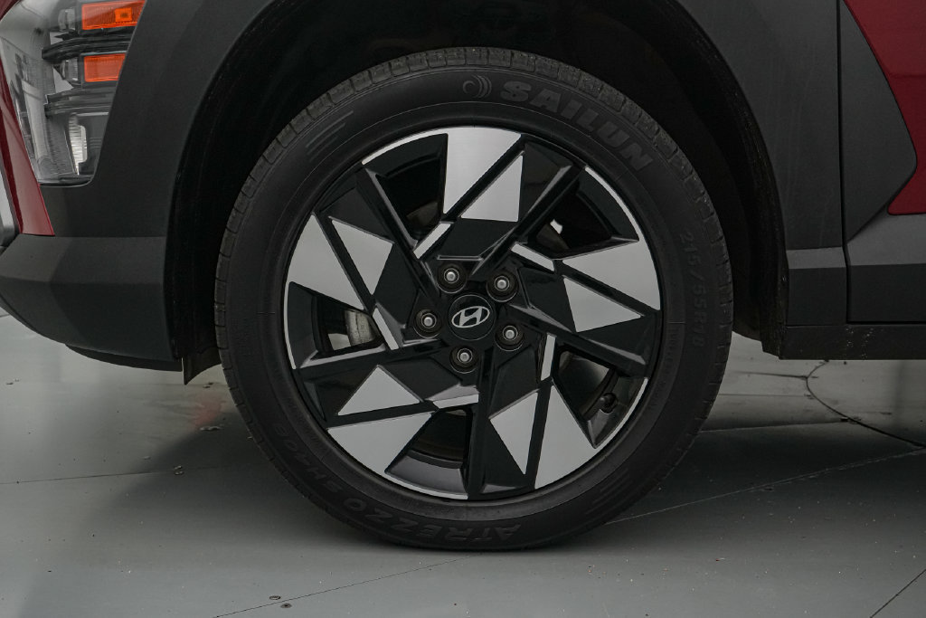Used 2025 Hyundai Kona SEL AWD/4WD image 10