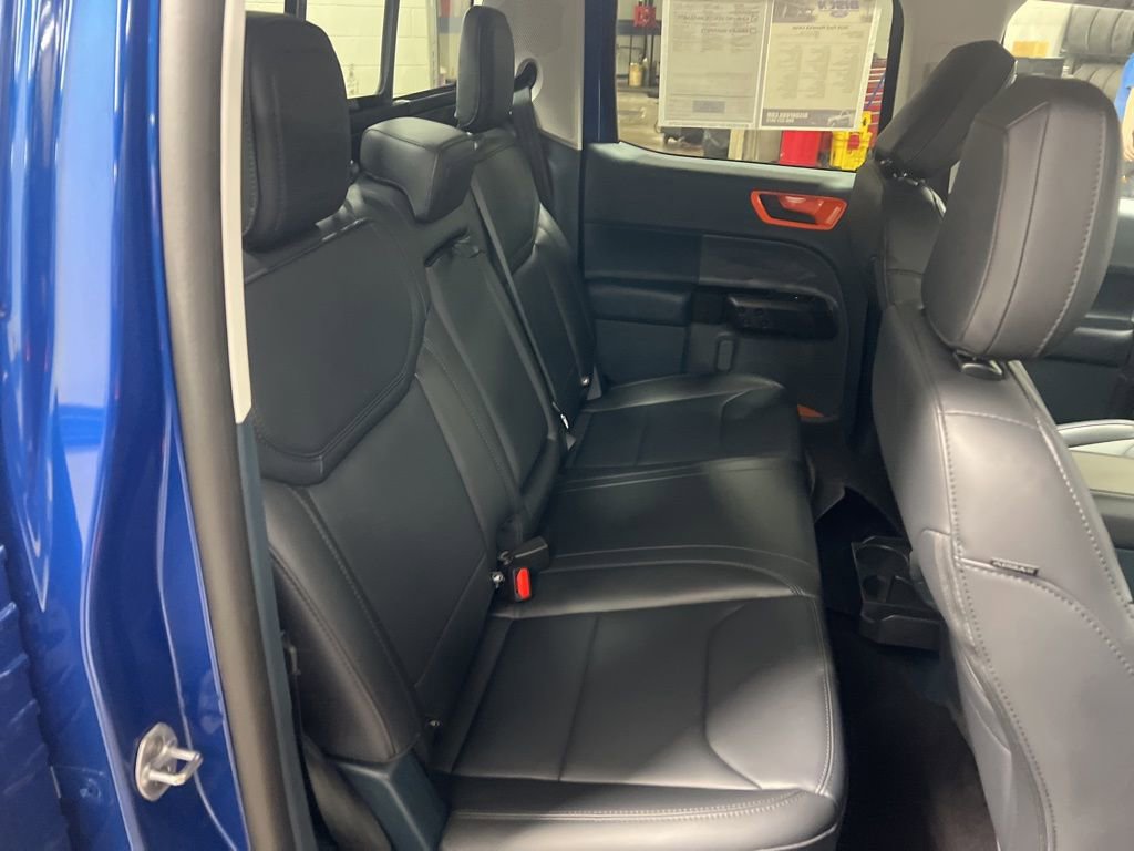 Certified 2024 Ford Maverick Lariat w/ Black Appearance Package image 10