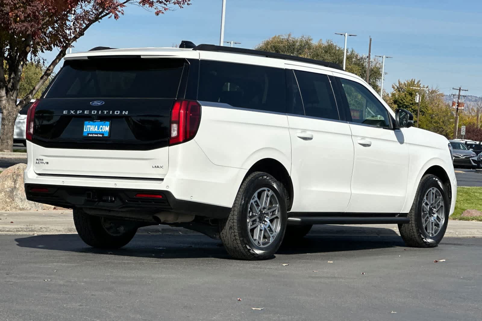 Certified 2025 Ford Expedition Max Active AWD/4WD image 2