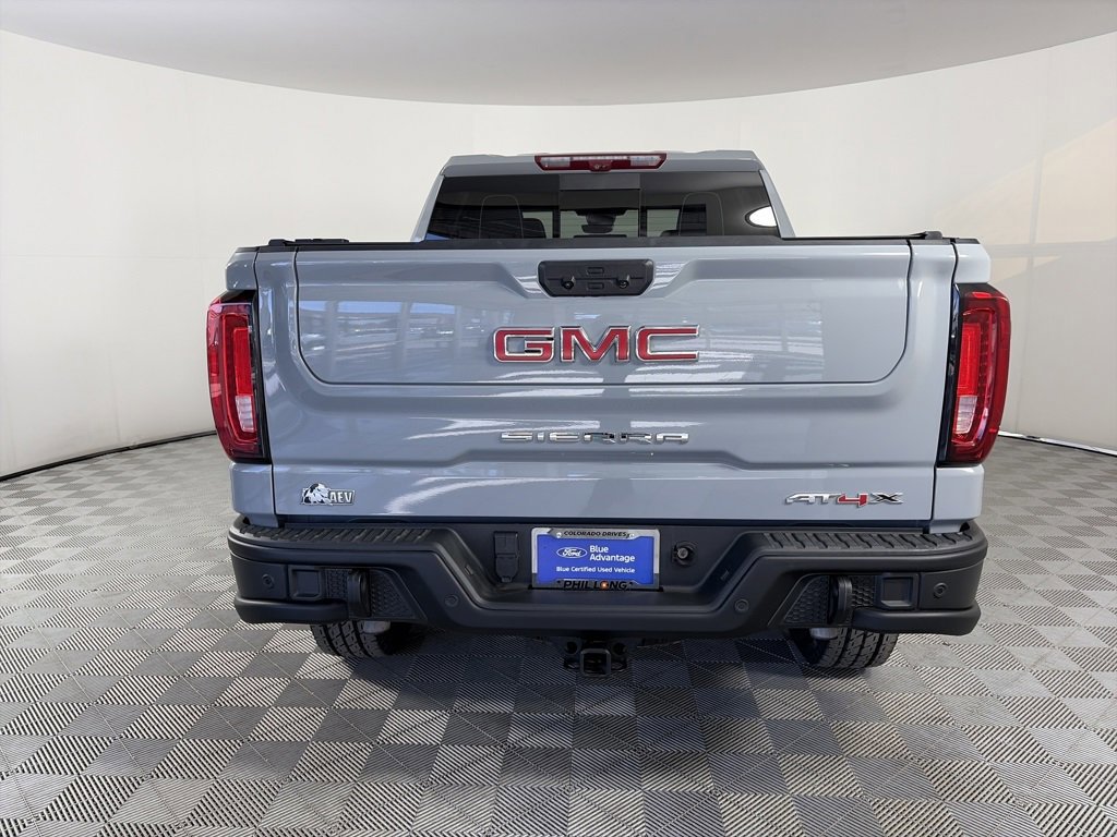 Used 2024 GMC Sierra 1500 AT4X w/ AT4X AEV Edition image 4