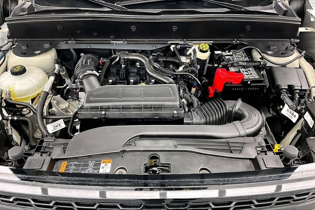 Certified 2025 Ford Bronco Sport Outer Banks w/ Outer Banks Tech Package+ AWD/4WD image 10