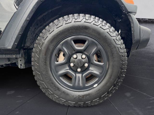 Used 2023 Jeep Wrangler Unlimited Sport AWD/4WD image 14
