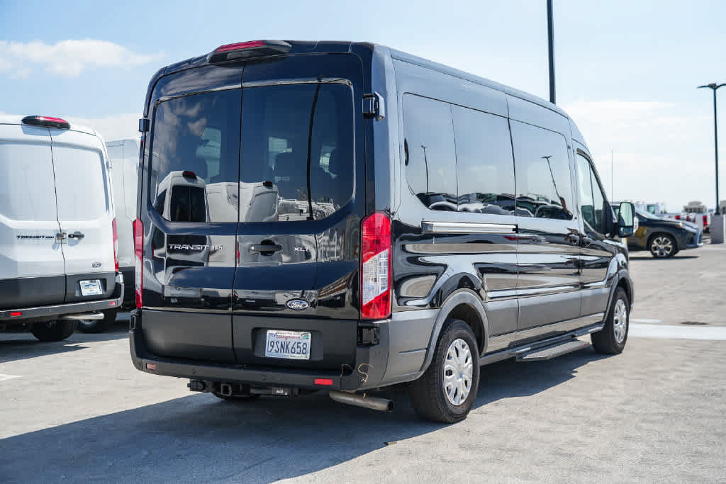 Certified 2025 Ford Transit 350 XLT RWD image 4