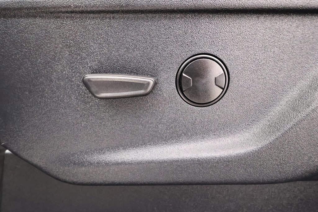 Certified 2024 Ford F450 XLT w/ 360-Degree Camera Package image 17