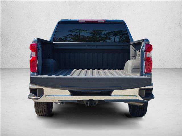 Used 2024 Chevrolet Silverado 1500 LT RWD image 7