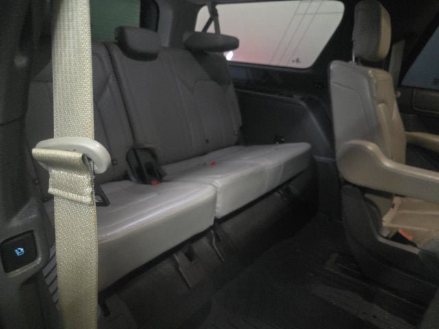Certified 2019 Ford Expedition Max Limited w/ Equipment Group 302A AWD/4WD image 7