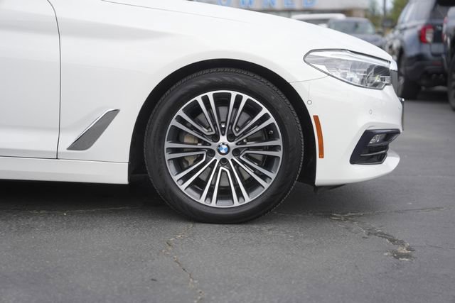 Used 2017 BMW 540i image 7