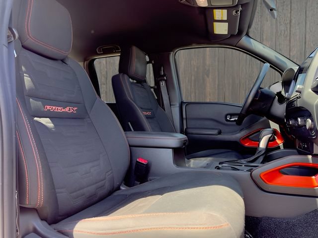 Used 2022 Nissan Frontier PRO-4X w/ Technology Package AWD/4WD image 19