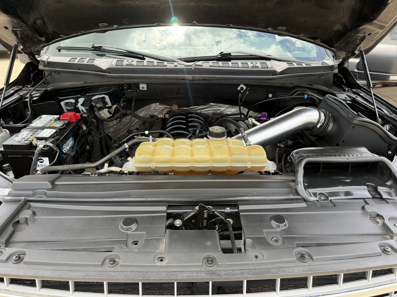 Certified 2019 Ford F150 XLT w/ Equipment Group 302A Luxury AWD/4WD image 26