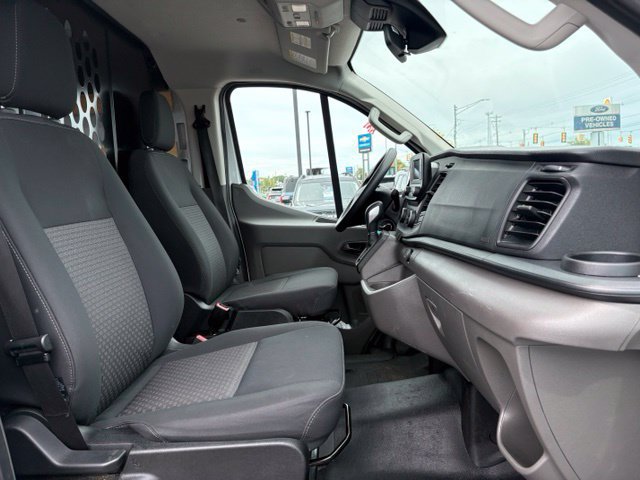 Certified 2025 Ford Transit 250 Low Roof w/ Exterior Upgrade Package RWD image 13