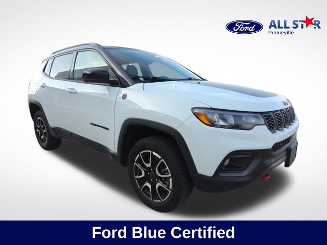 Used 2025 Jeep Compass Trailhawk