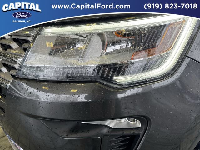 Certified 2019 Ford Explorer Limited w/ Ford Safe & Smart Package image 11