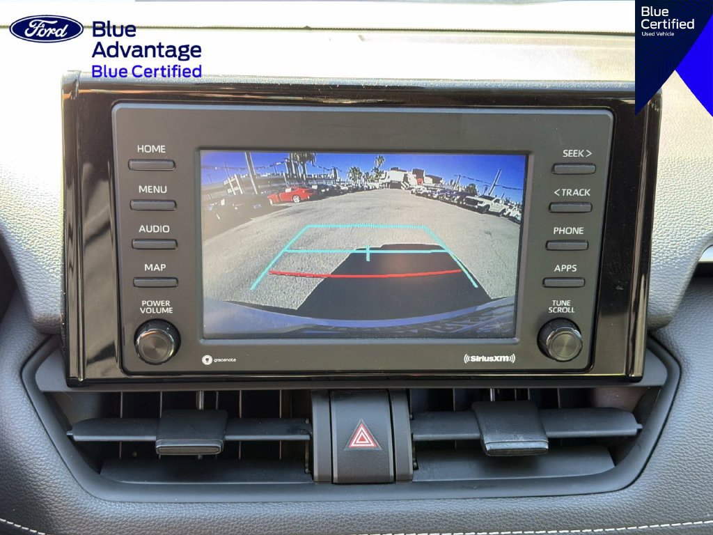 Used 2022 Toyota RAV4 LE AWD/4WD image 29
