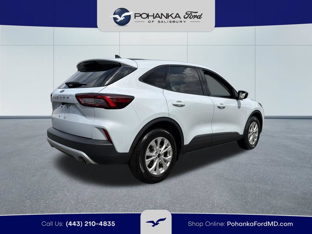 Certified 2025 Ford Escape Active FWD image 5