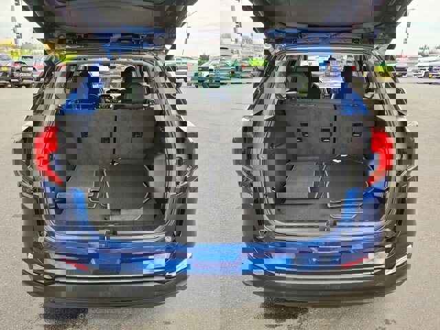 Used 2022 GMC Terrain SLE w/ Driver Convenience Package image 10