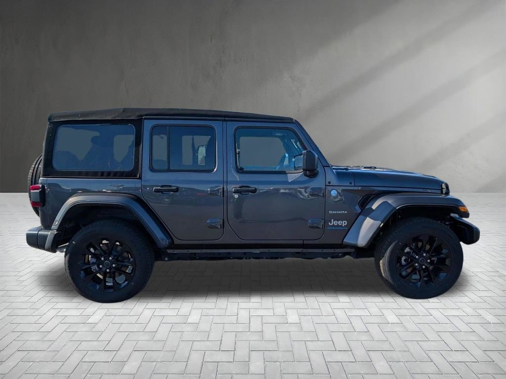 Used 2024 Jeep Wrangler Unlimited Sahara image 9