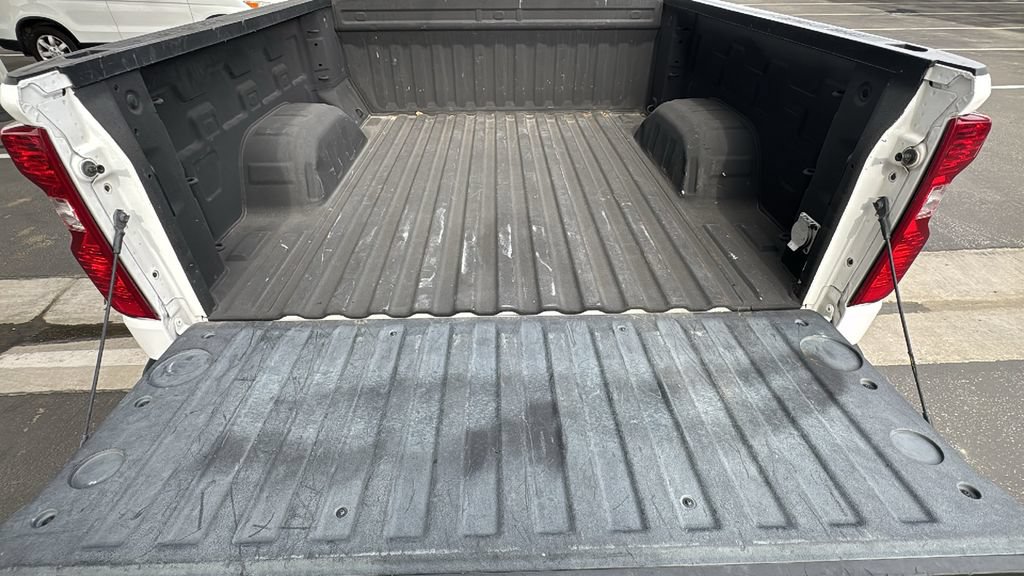 Used 2023 Chevrolet Silverado 1500 LT RWD image 25
