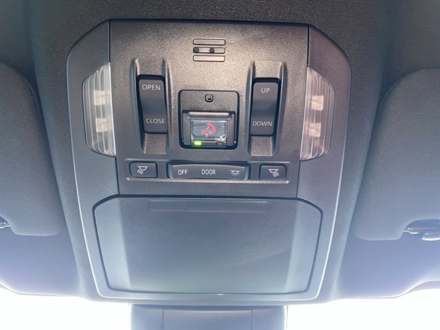 Used 2022 Toyota Highlander XSE image 18