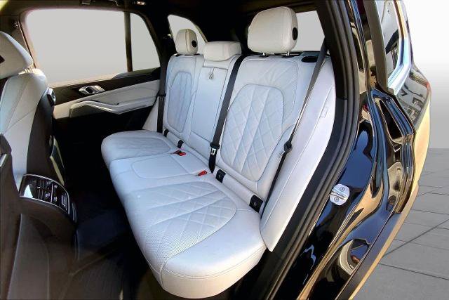 Used 2023 BMW X5 xDrive40i AWD/4WD image 21
