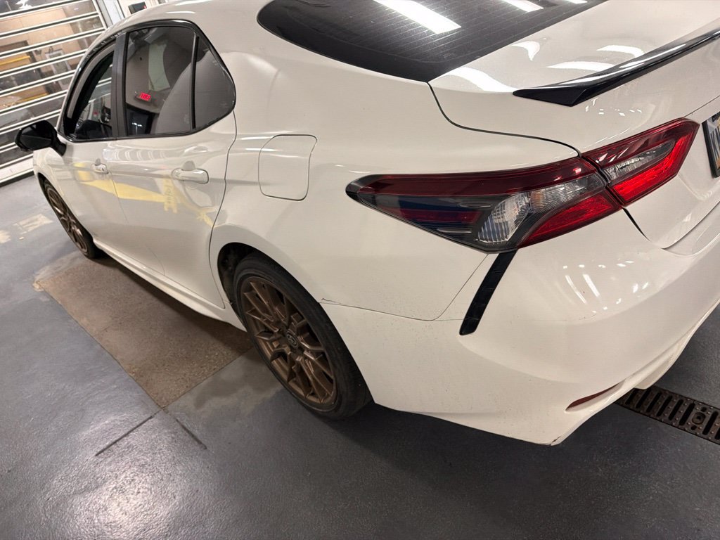 Used 2024 Toyota Camry SE w/ Convenience Package AWD/4WD image 9