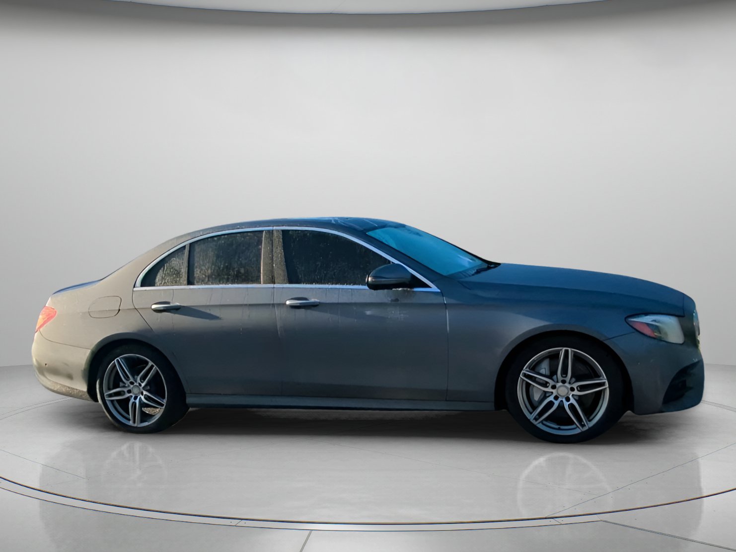 Used 2017 Mercedes-Benz E 300 image 34