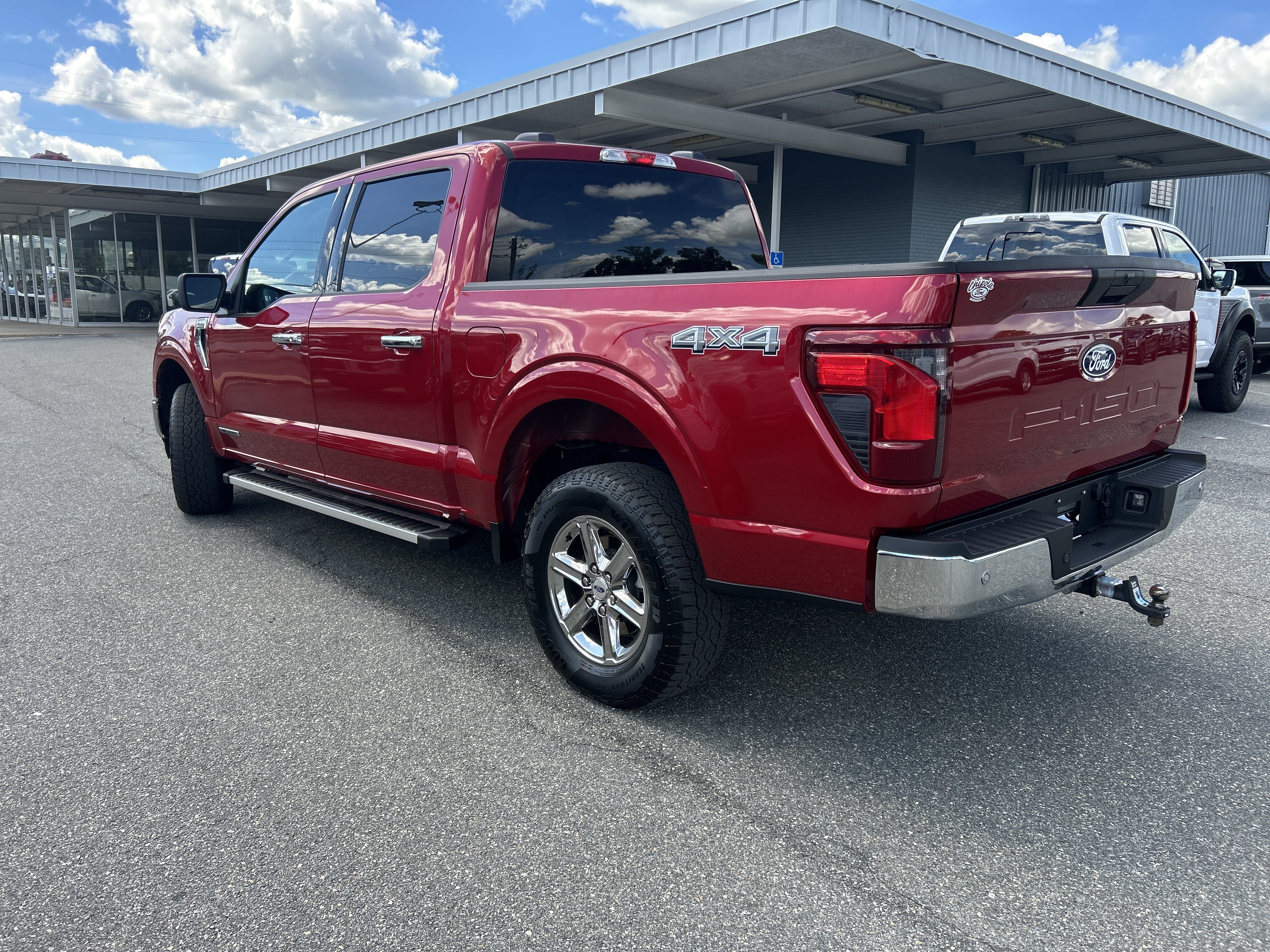 Certified 2025 Ford F150 XLT w/ Equipment Group 301A Standard AWD/4WD image 5