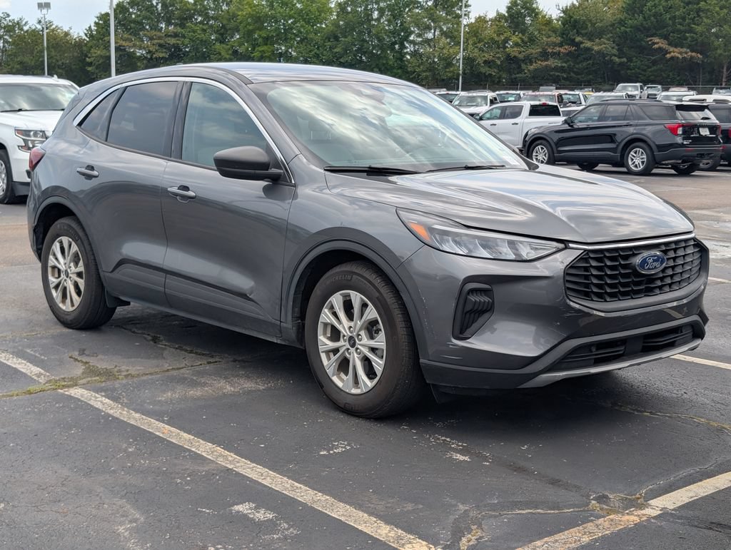 Certified 2023 Ford Escape Active FWD image 5