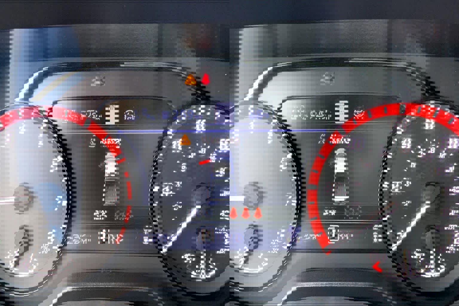 Used 2023 Nissan Titan PRO-4X w/ Pro-4x Convenience Package image 23