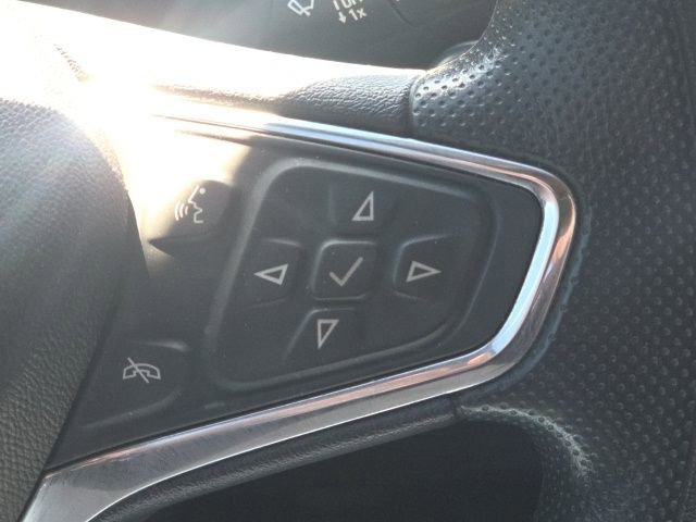 Used 2020 Chevrolet Malibu LT FWD image 35