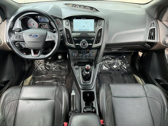 Certified 2018 Ford Focus ST w/ Equipment Group 402A FWD image 16