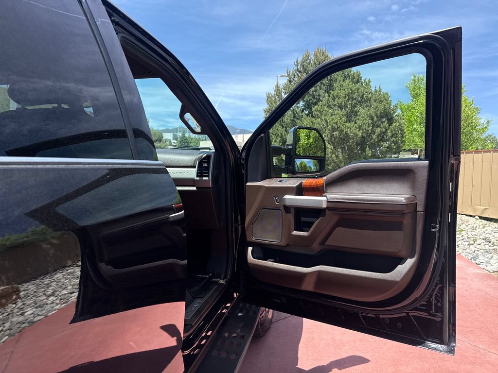 Certified 2022 Ford F250 King Ranch w/ Tremor Off-Road Package AWD/4WD image 29