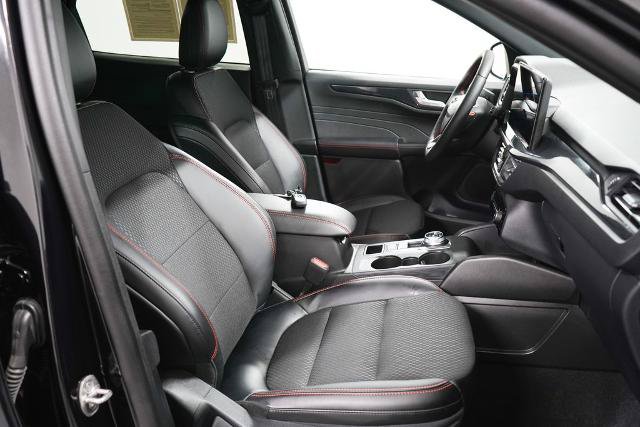 Certified 2025 Ford Escape ST-Line Select w/ Tech Pack #1 AWD/4WD image 30