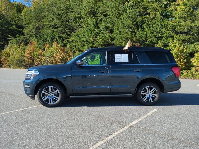 Certified 2024 Ford Expedition XLT RWD image 7